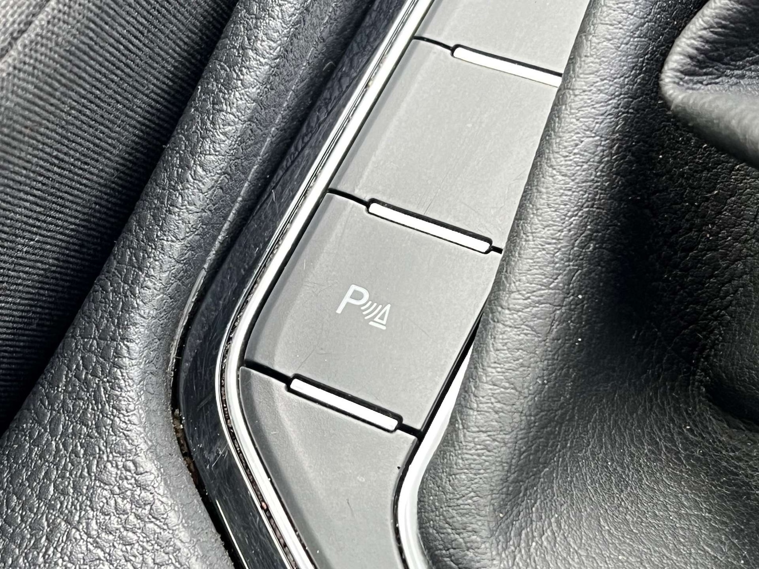 Used Volkswagen Golf SV 2015 for sale - 76320860: Photo 47