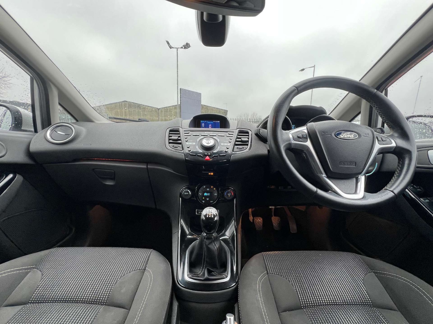 Used Ford Fiesta 2016 for sale - 77328610: Photo 17