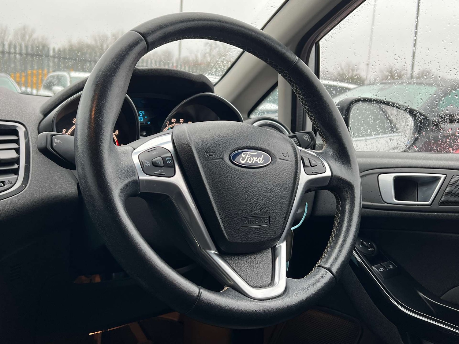 Used Ford Fiesta 2016 for sale - 77328610: Photo 20