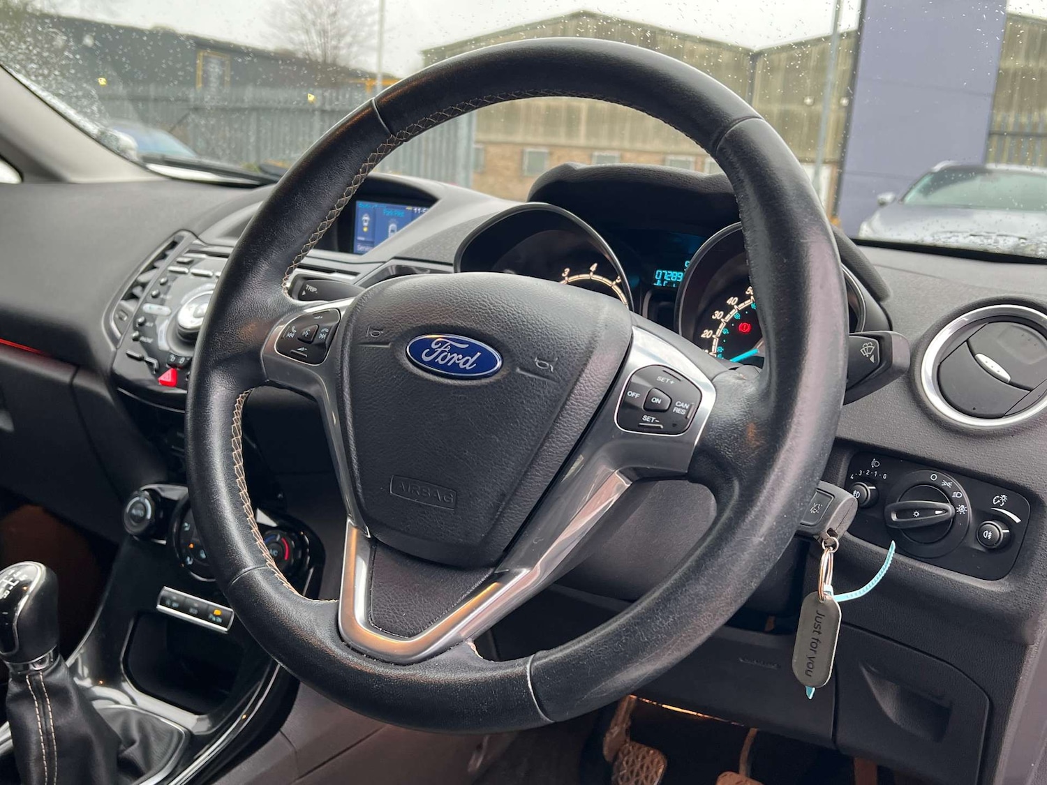 Used Ford Fiesta 2016 for sale - 77328610: Photo 23