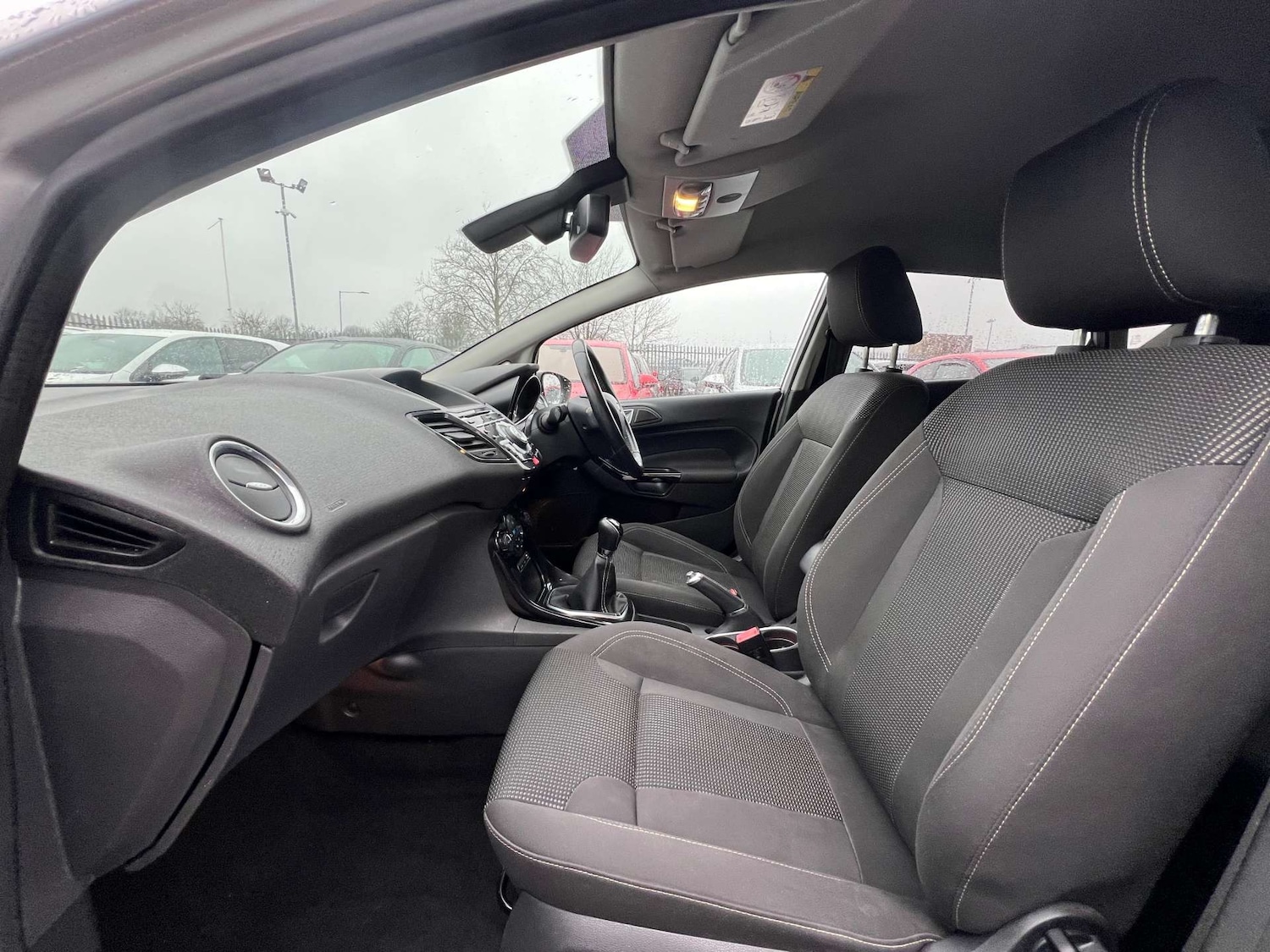 Used Ford Fiesta 2016 for sale - 77328610: Photo 33