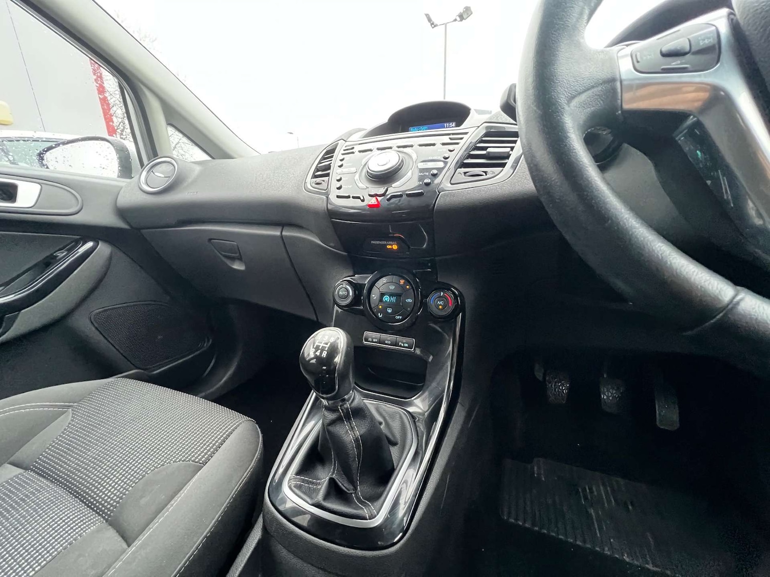 Used Ford Fiesta 2016 for sale - 77328610: Photo 38