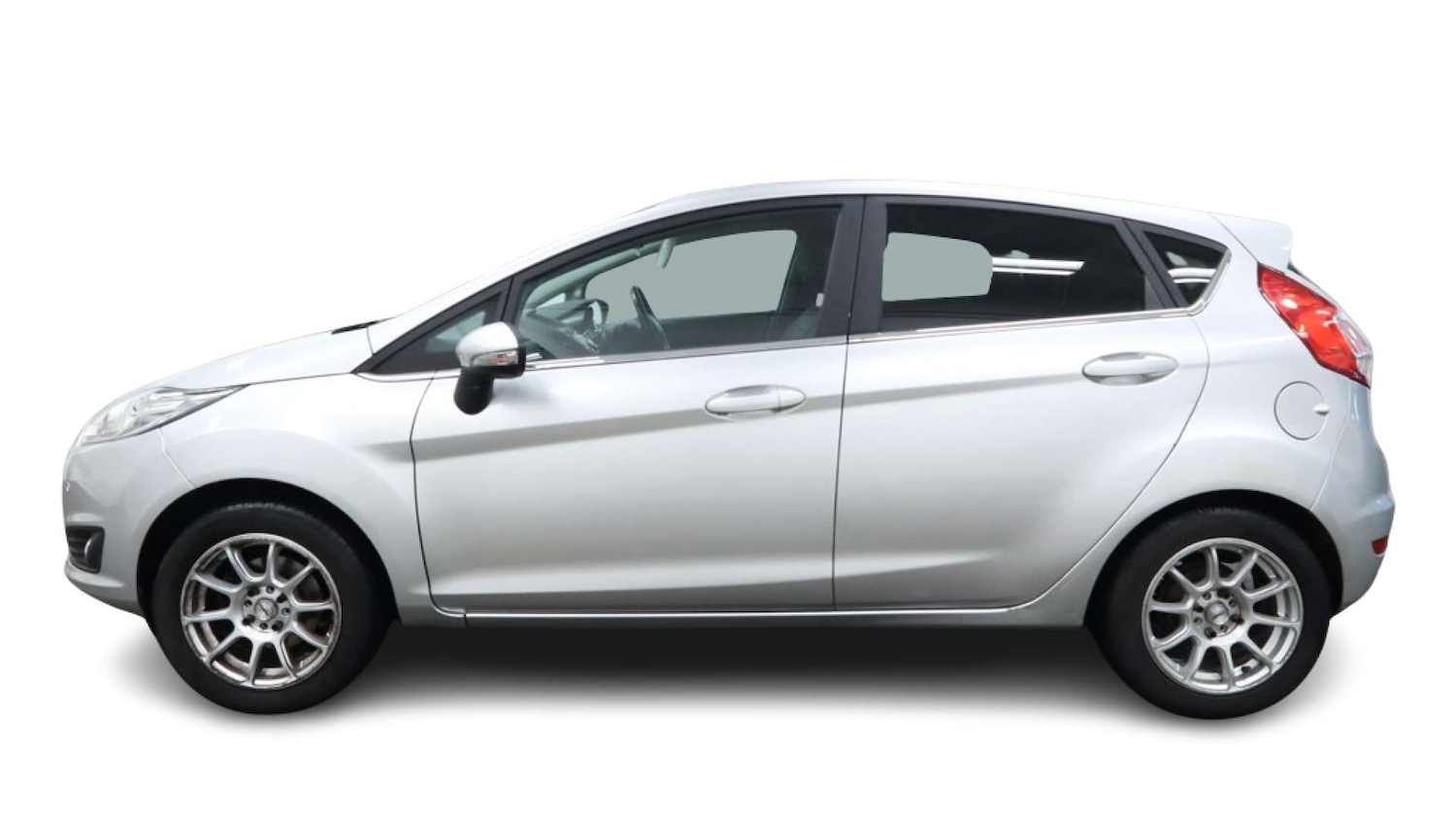 Used Ford Fiesta 2016 for sale - 77328610: Photo 4