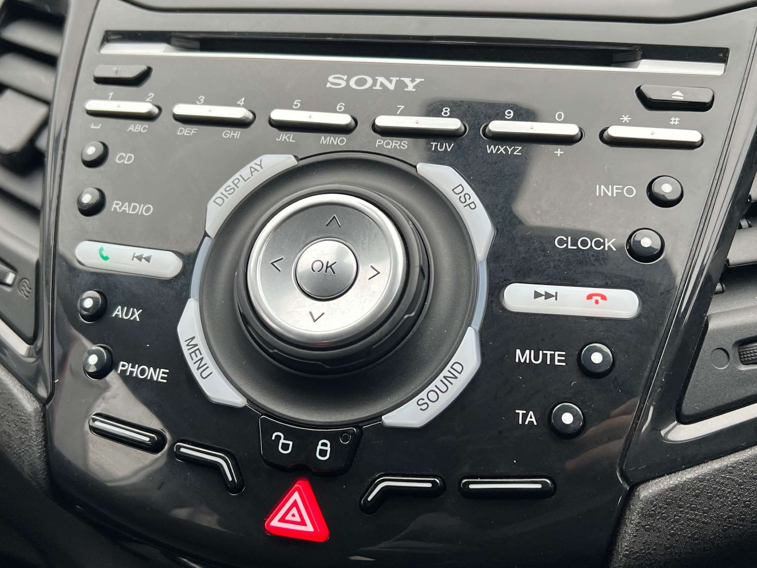 Used Ford Fiesta 2016 for sale - 77328610: Photo 42