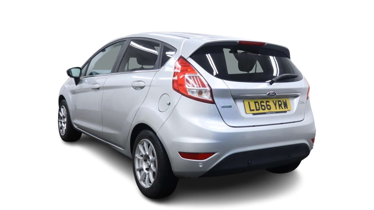 Used Ford Fiesta 2016 for sale - 77328610: Photo 6