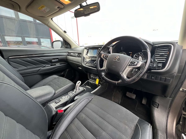 Used Mitsubishi Outlander 2017 for sale - 73757701: Photo 16