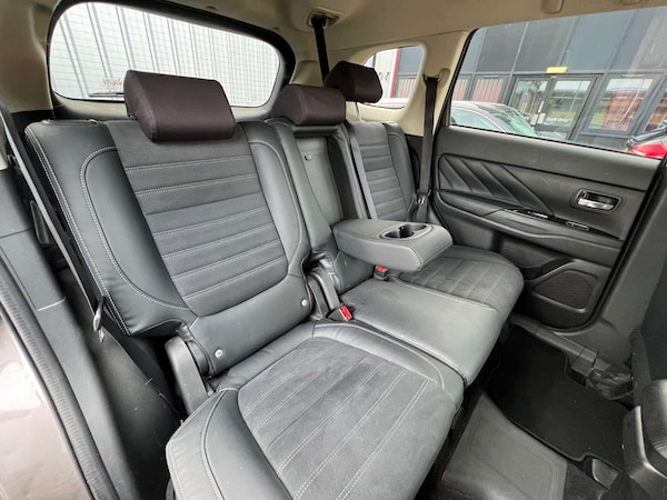 Used Mitsubishi Outlander 2017 for sale - 73757701: Photo 21