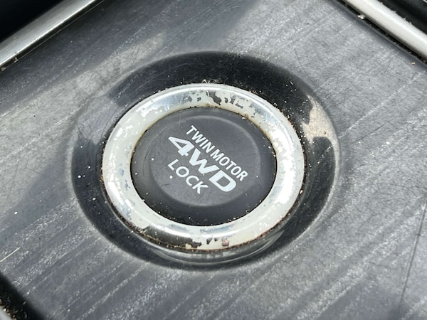 Used Mitsubishi Outlander 2017 for sale - 73757701: Photo 36