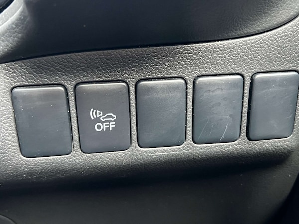Used Mitsubishi Outlander 2017 for sale - 73757701: Photo 50