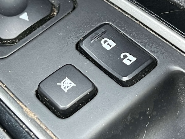 Used Mitsubishi Outlander 2017 for sale - 73757701: Photo 53