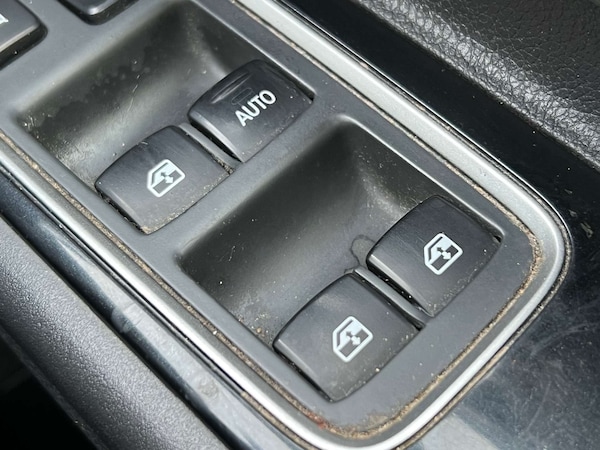Used Mitsubishi Outlander 2017 for sale - 73757701: Photo 54