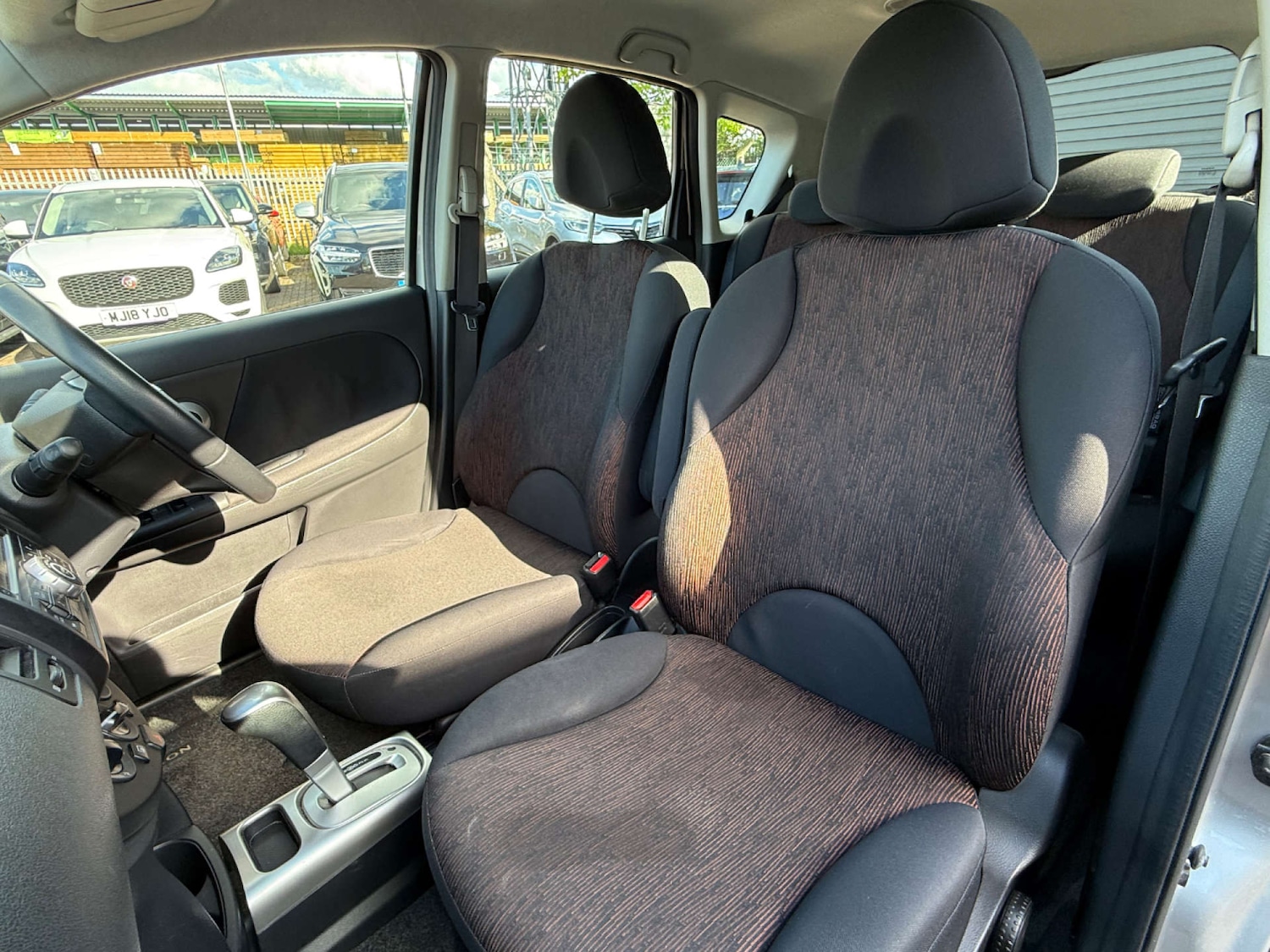 Used Nissan Note 2010 for sale - 76601950: Photo 14