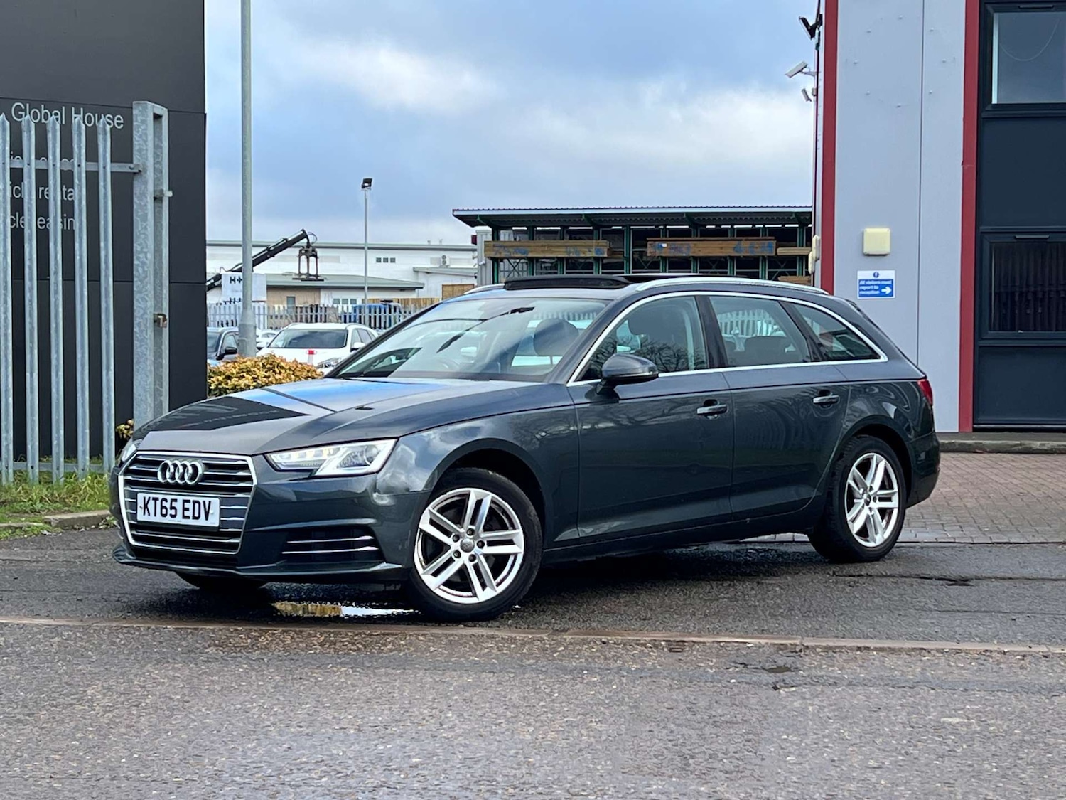 Used Audi A4 2016 for sale - 77662744: Photo 16