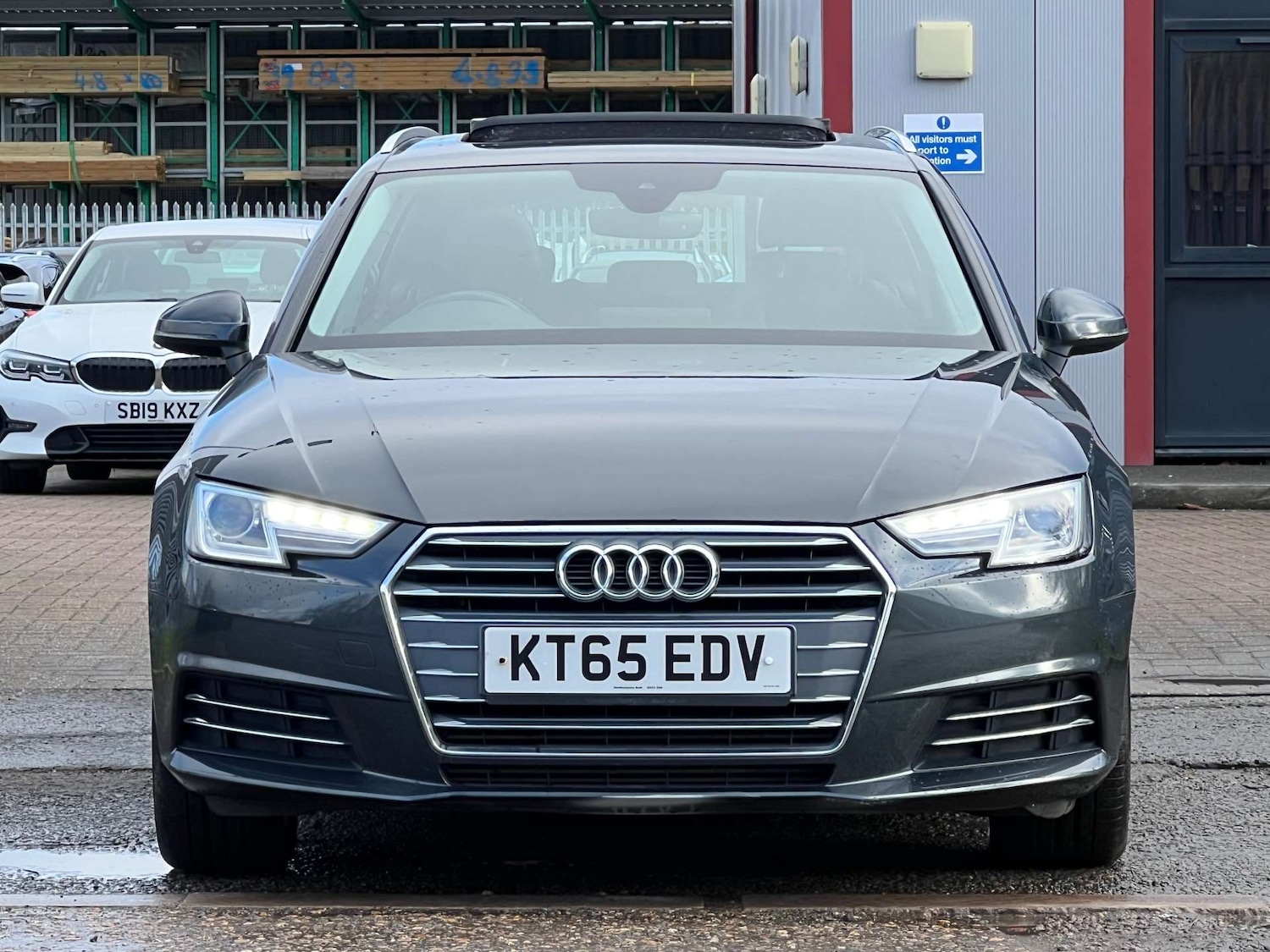 Used Audi A4 2016 for sale - 77662744: Photo 4