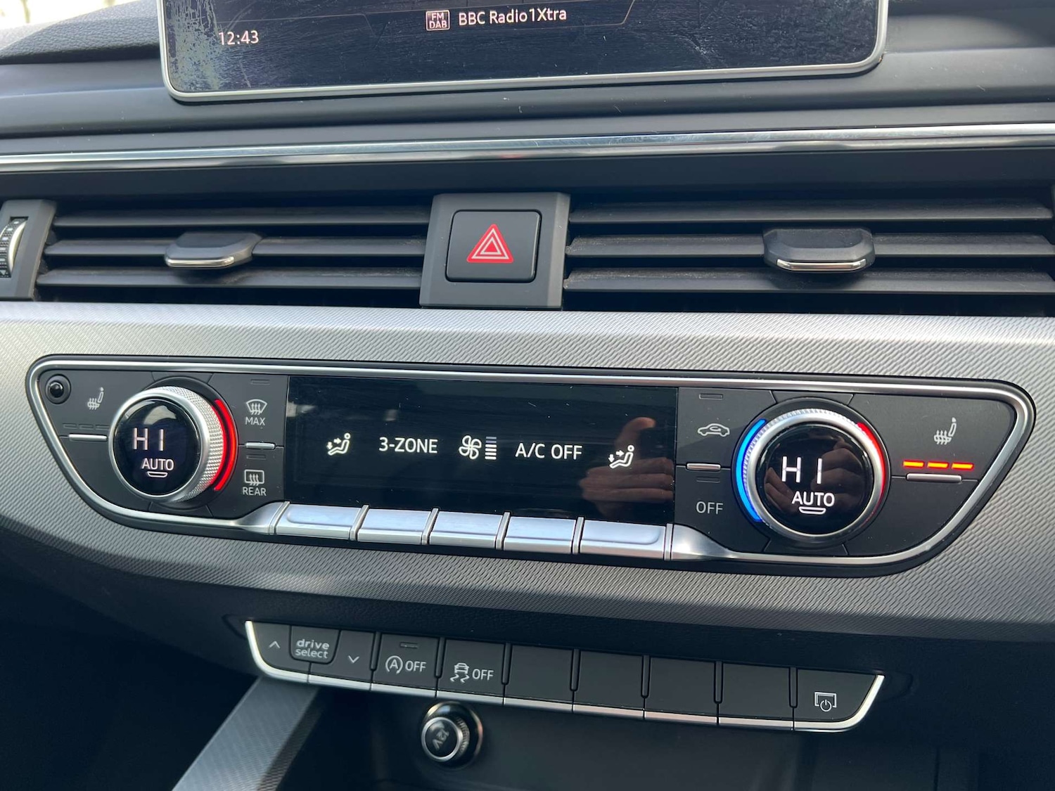 Used Audi A4 2016 for sale - 77662744: Photo 52