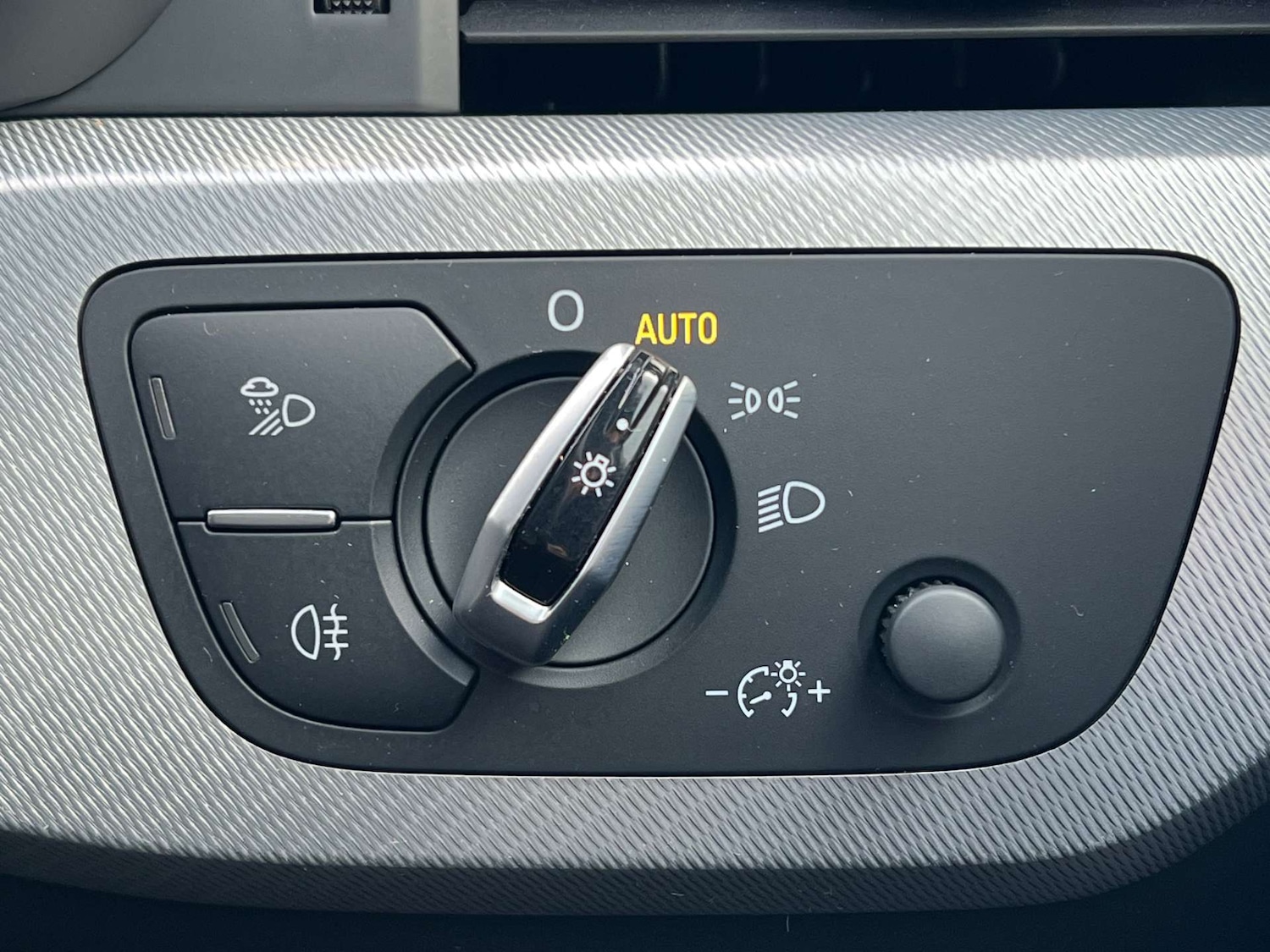 Used Audi A4 2016 for sale - 77662744: Photo 78