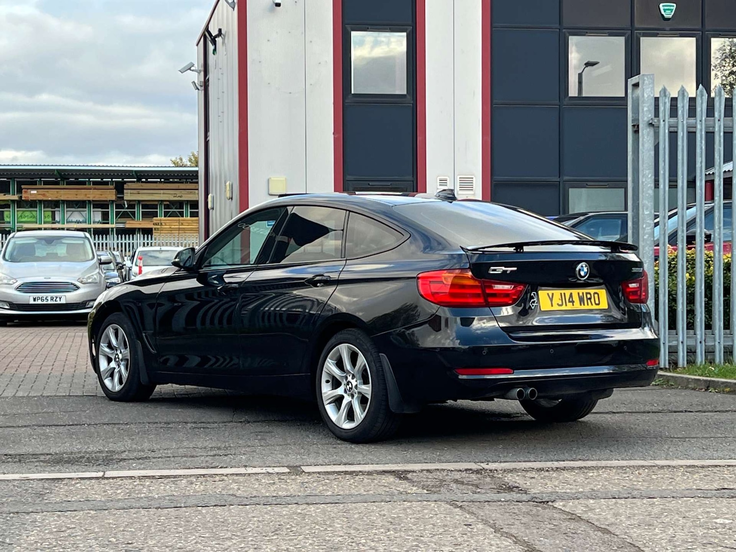 Used BMW 3 Series Gran Turismo 2014 for sale - 76320858: Photo 15