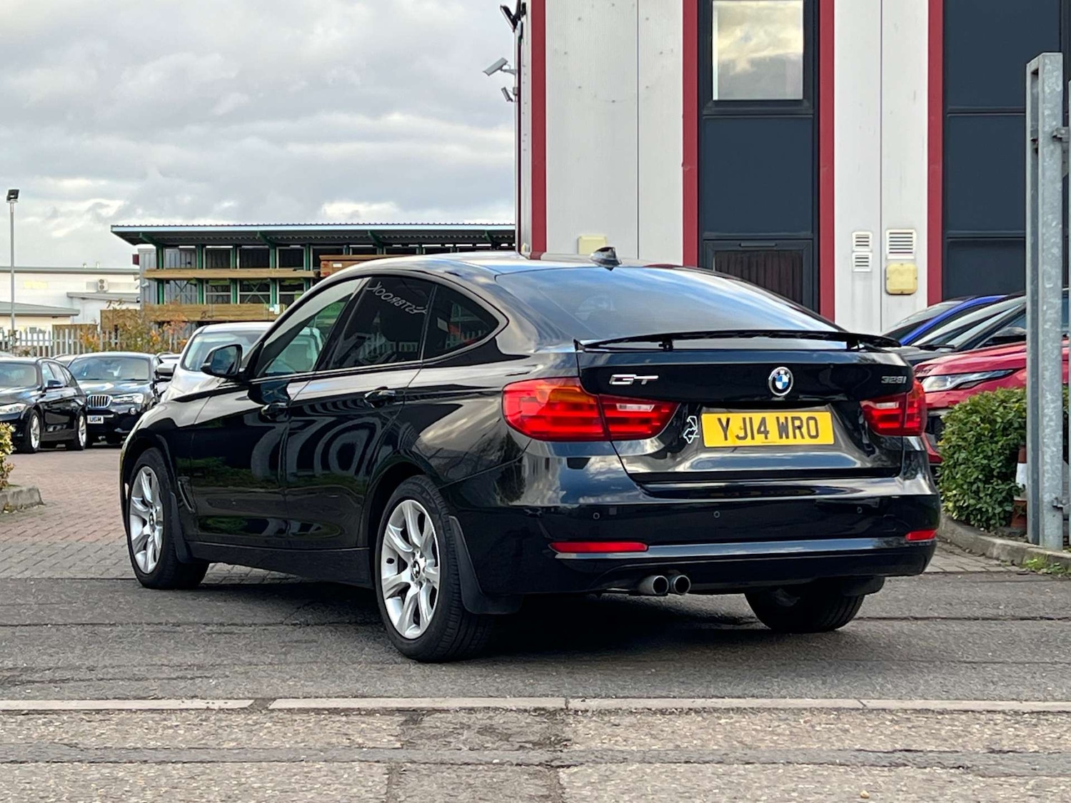 Used BMW 3 Series Gran Turismo 2014 for sale - 76320858: Photo 16