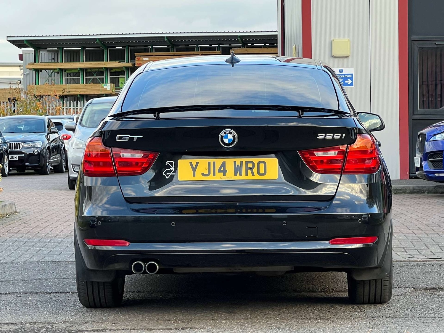 Used BMW 3 Series Gran Turismo 2014 for sale - 76320858: Photo 20