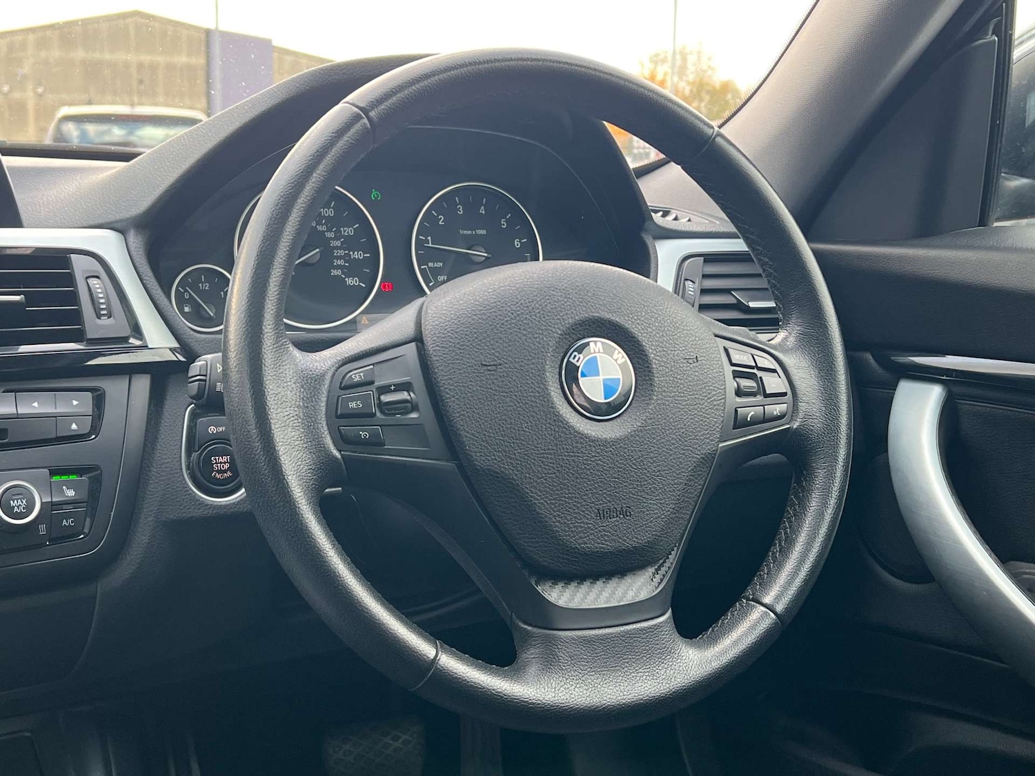 Used BMW 3 Series Gran Turismo 2014 for sale - 76320858: Photo 25