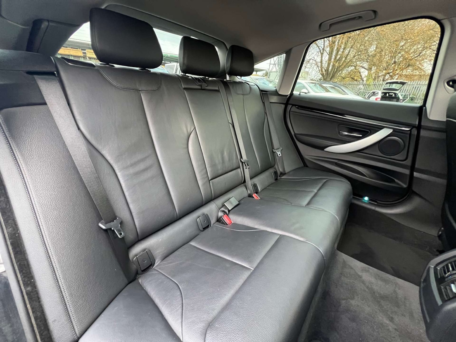 Used BMW 3 Series Gran Turismo 2014 for sale - 76320858: Photo 31