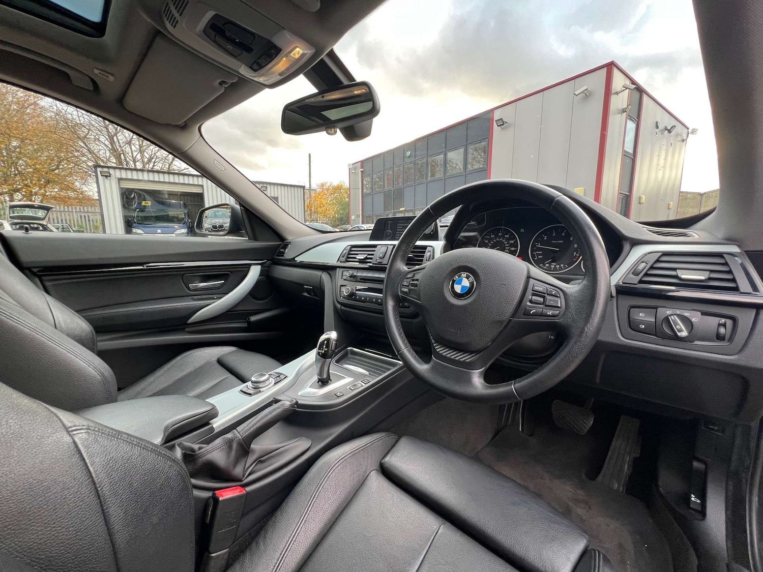 Used BMW 3 Series Gran Turismo 2014 for sale - 76320858: Photo 37