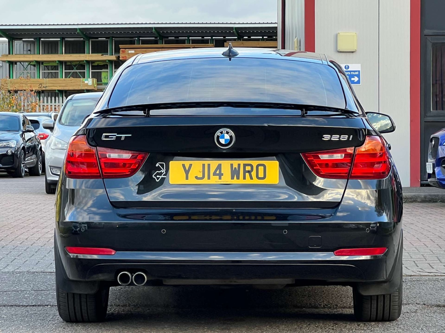 Used BMW 3 Series Gran Turismo 2014 for sale - 76320858: Photo 8