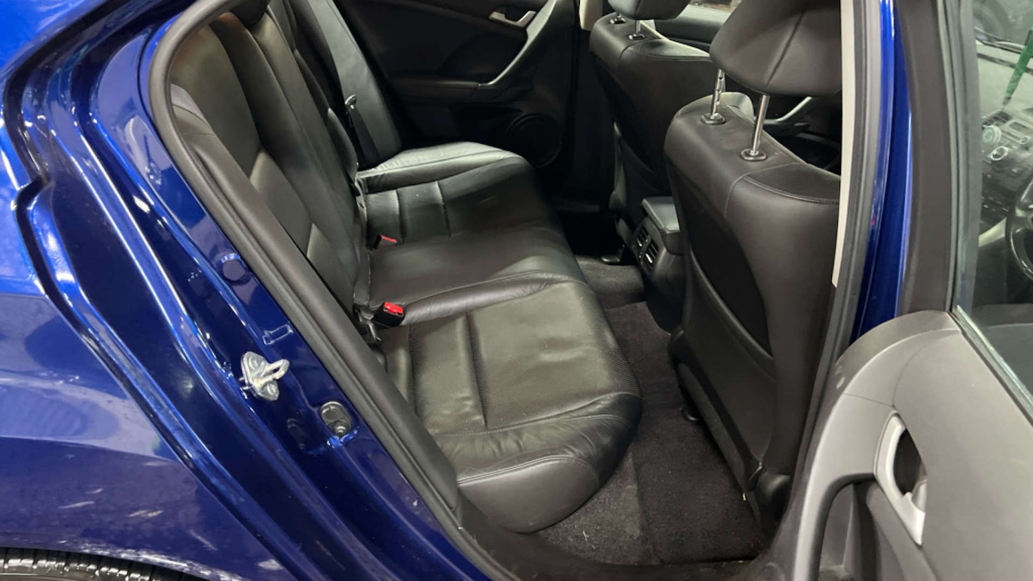 Used Honda Accord 2009 for sale - 76618865: Photo 4