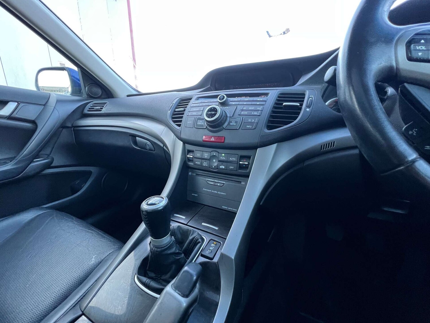 Used Honda Accord 2009 for sale - 76618865: Photo 47