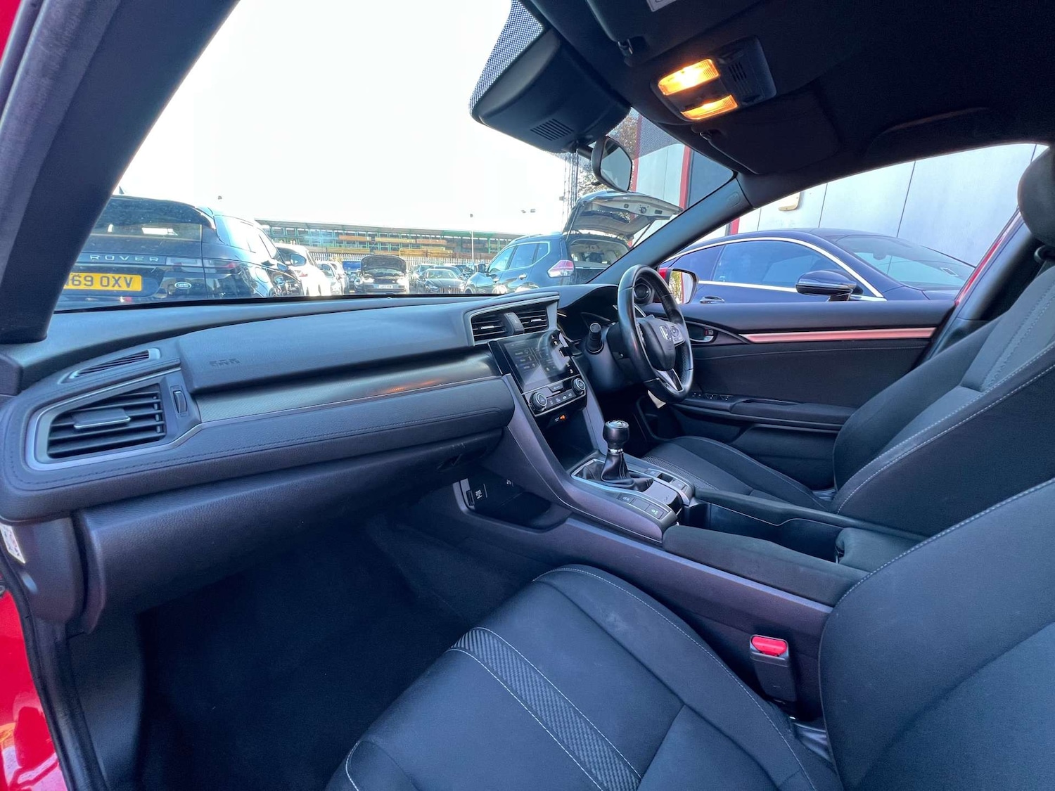 Used Honda Civic 2018 for sale - 77662757: Photo 41