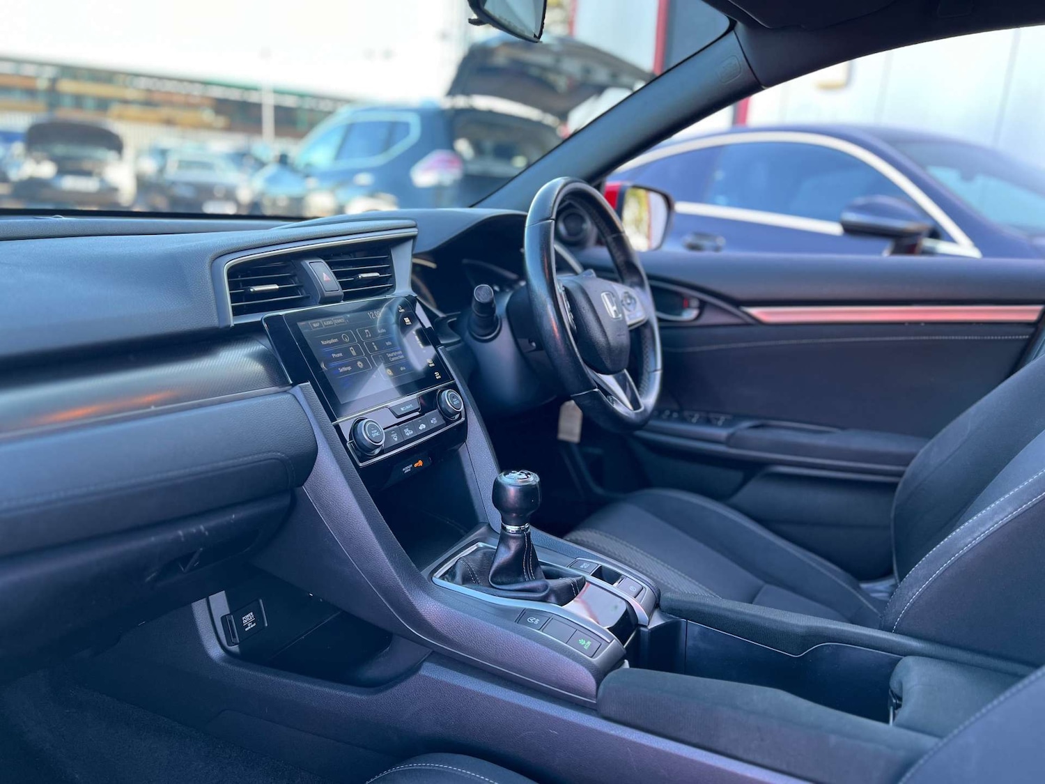 Used Honda Civic 2018 for sale - 77662757: Photo 42