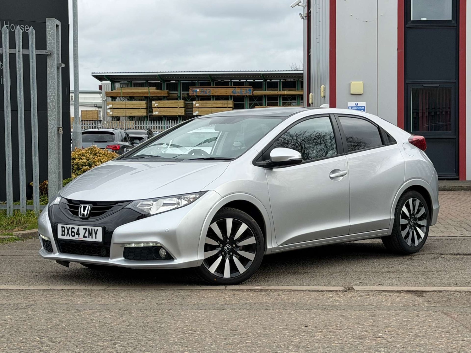 Used Honda Civic 2014 for sale - 77690662: Photo 10