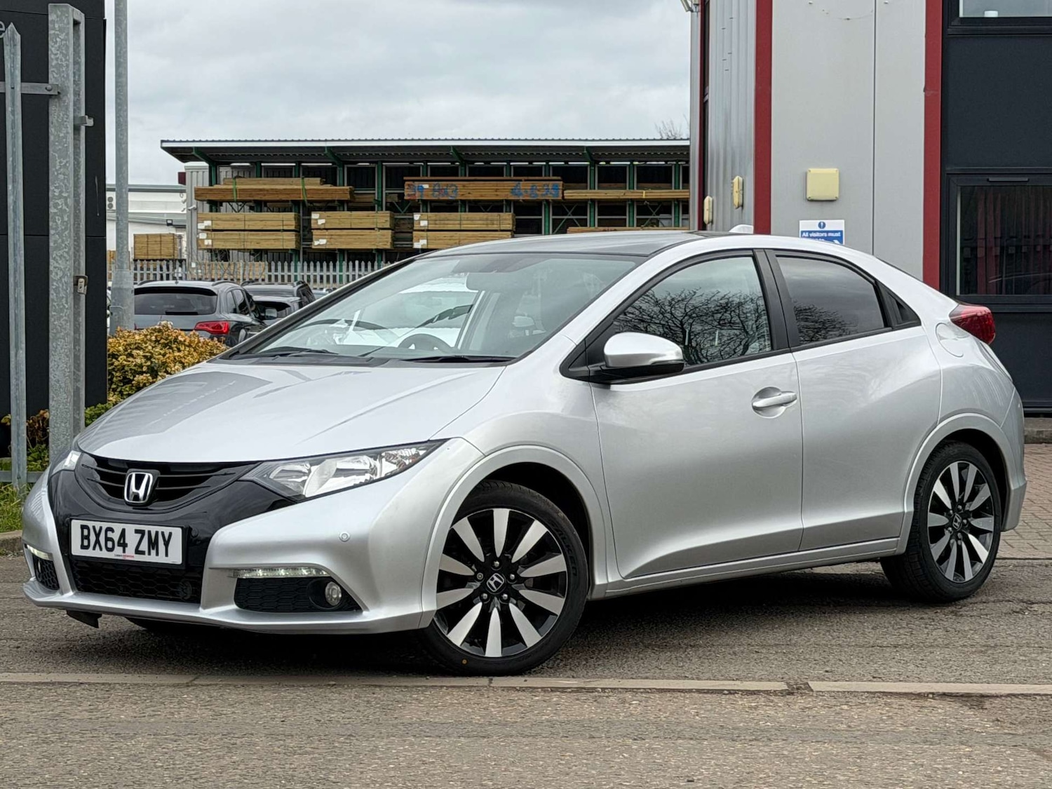 Used Honda Civic 2014 for sale - 77690662: Photo 11