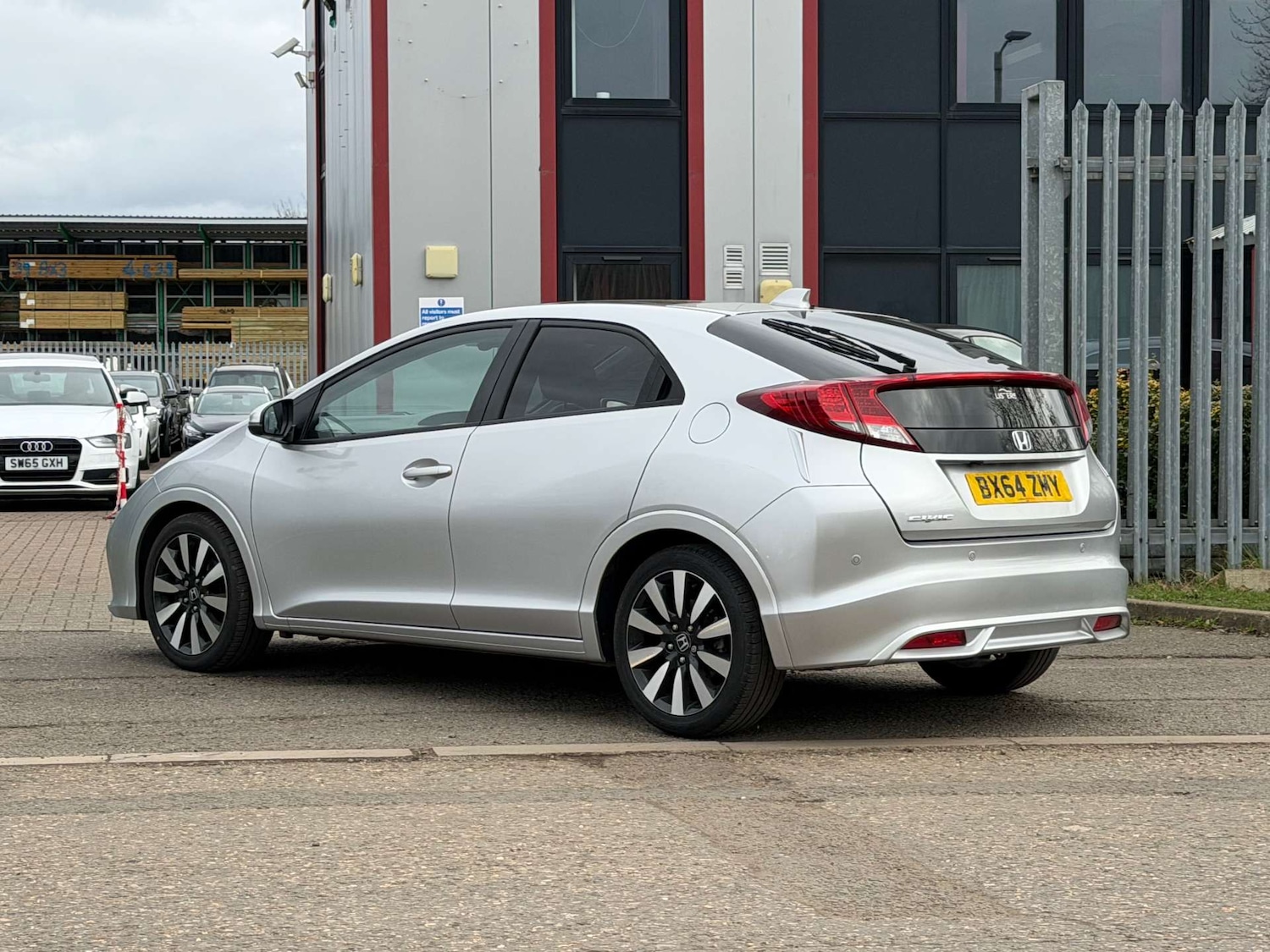 Used Honda Civic 2014 for sale - 77690662: Photo 15