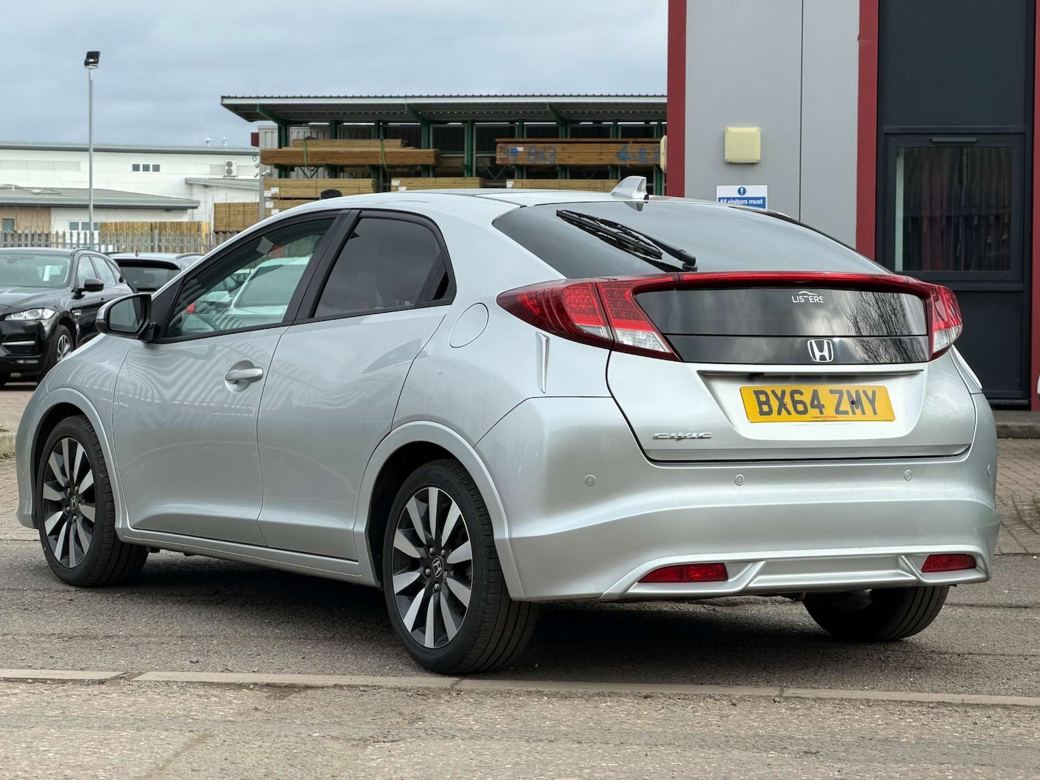 Used Honda Civic 2014 for sale - 77690662: Photo 17