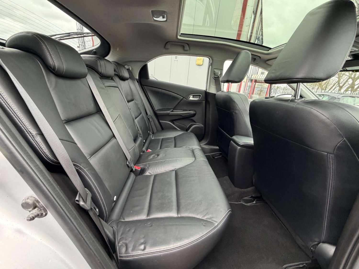 Used Honda Civic 2014 for sale - 77690662: Photo 30