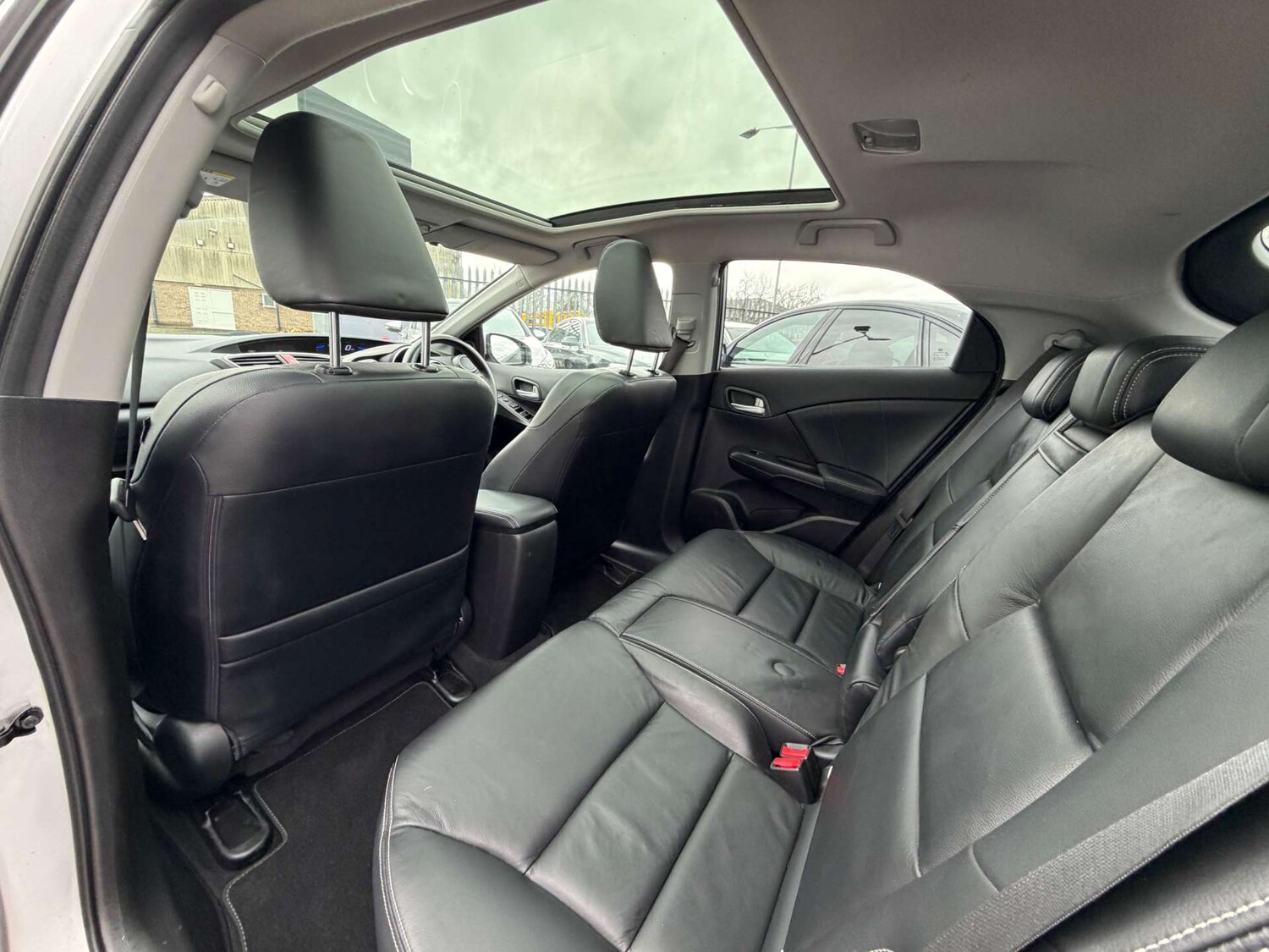 Used Honda Civic 2014 for sale - 77690662: Photo 32