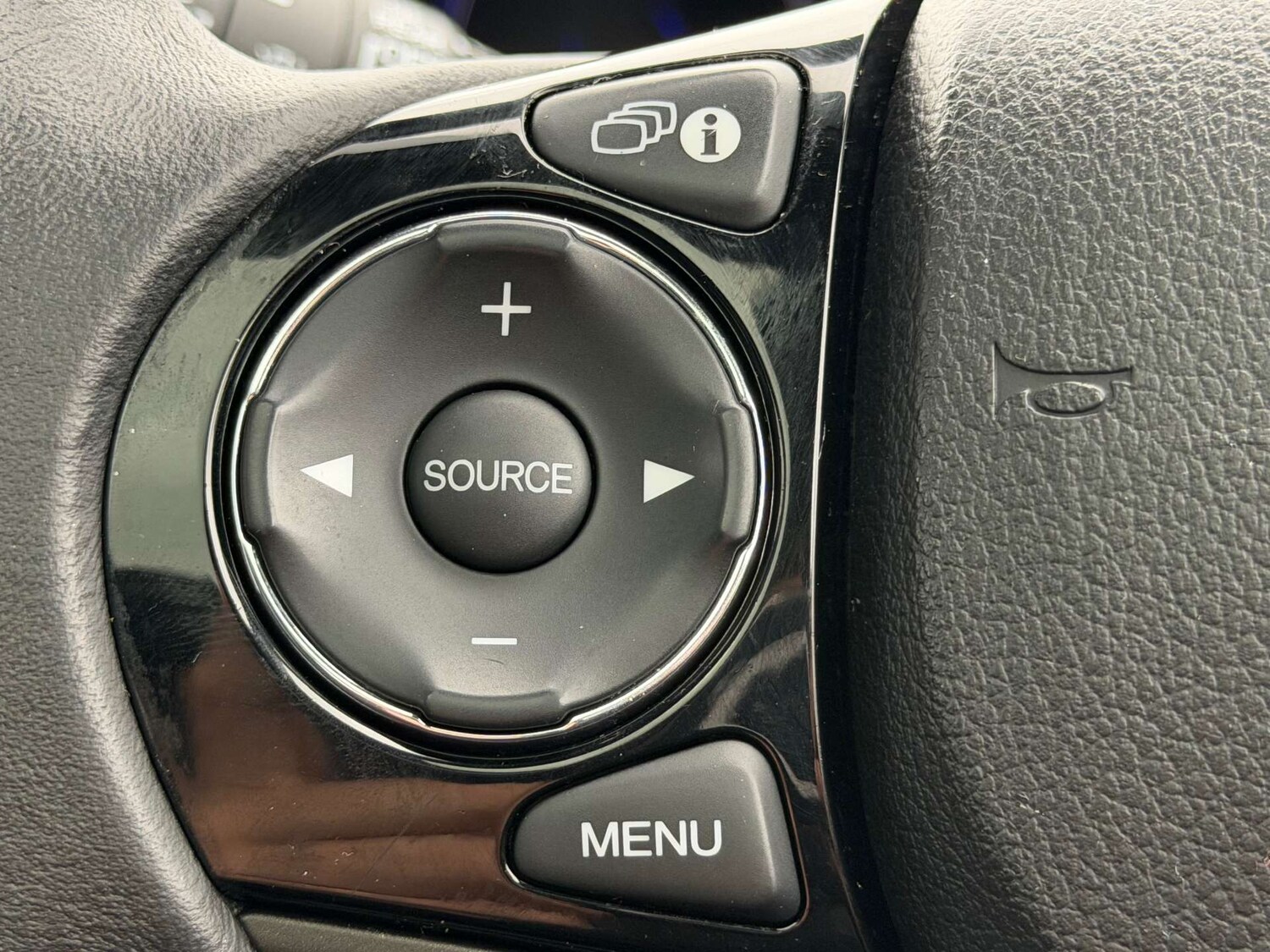 Used Honda Civic 2014 for sale - 77690662: Photo 52