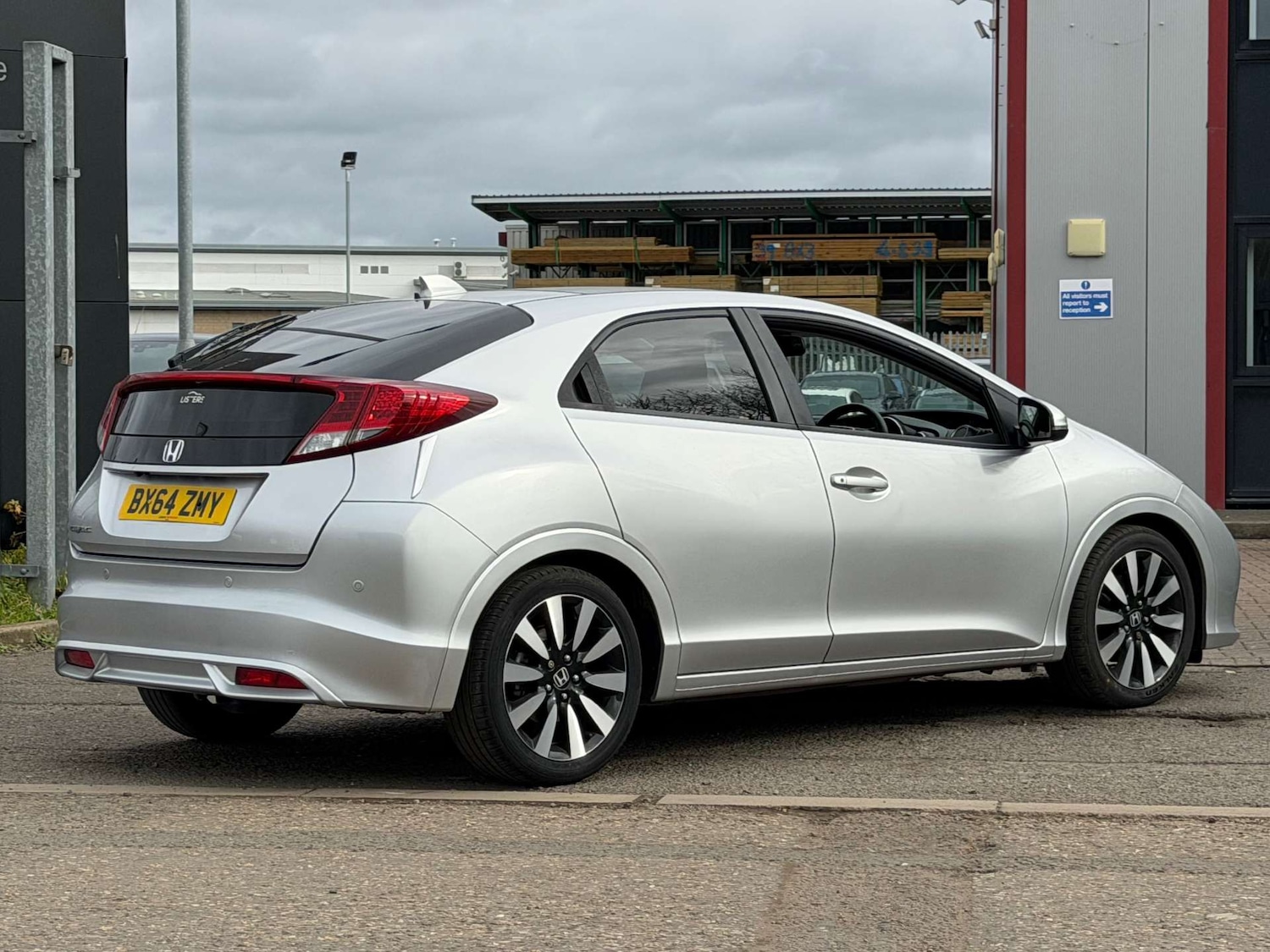 Used Honda Civic 2014 for sale - 77690662: Photo 6