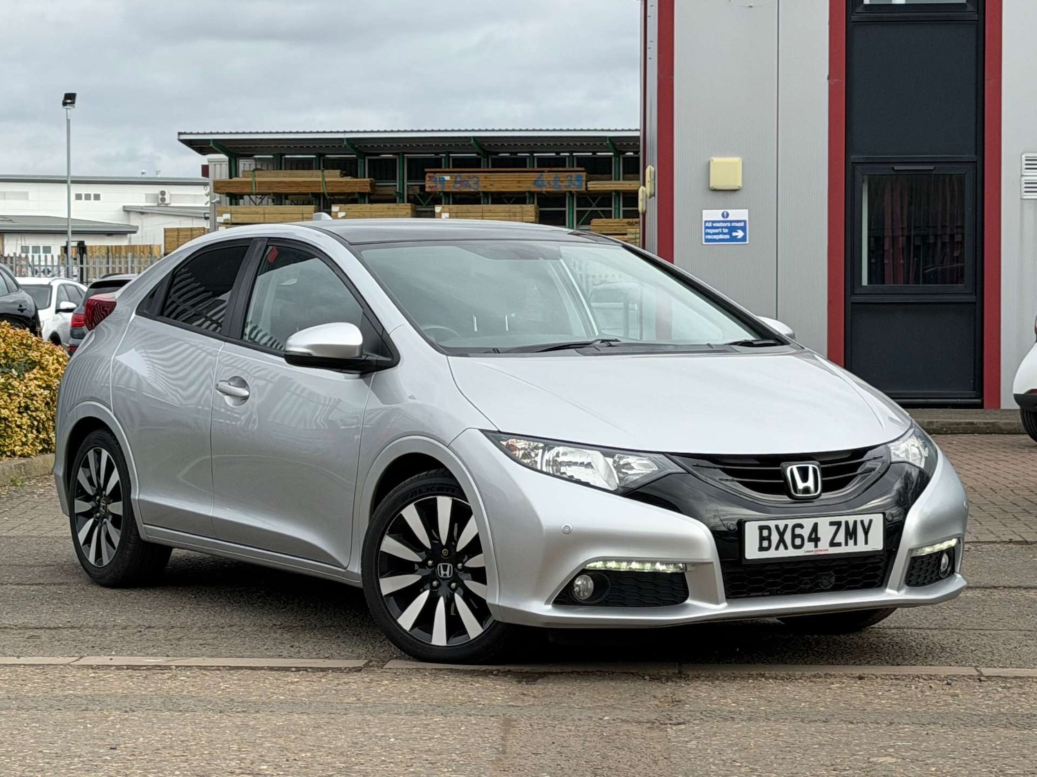 Used Honda Civic 2014 for sale - 77690662: Photo 8