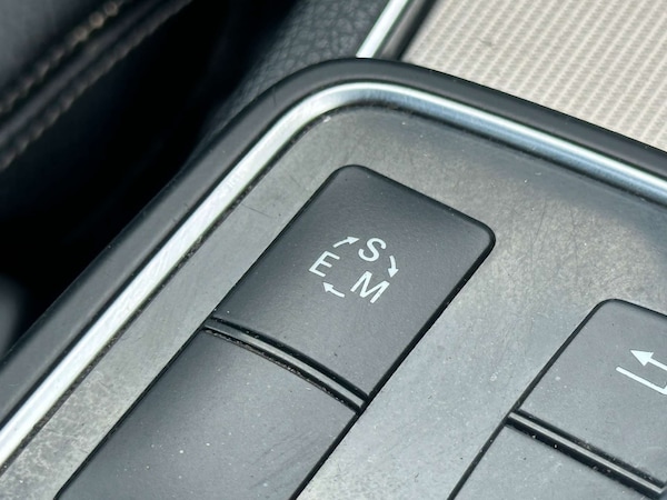 Used Mercedes-Benz E-Class 2014 for sale - 75654766: Photo 25