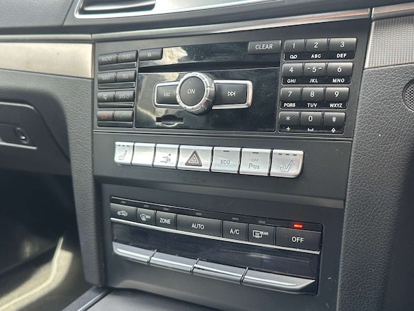 Used Mercedes-Benz E-Class 2014 for sale - 75654766: Photo 26