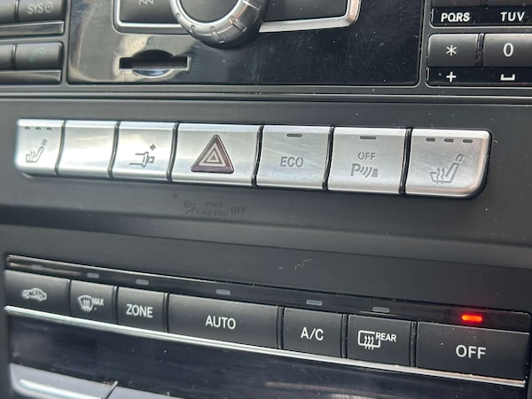 Used Mercedes-Benz E-Class 2014 for sale - 75654766: Photo 28
