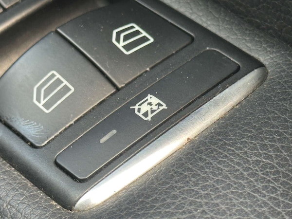 Used Mercedes-Benz E-Class 2014 for sale - 75654766: Photo 49