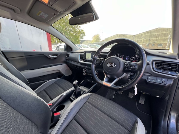 Used Kia Stonic 2019 for sale - 76068160: Photo 27