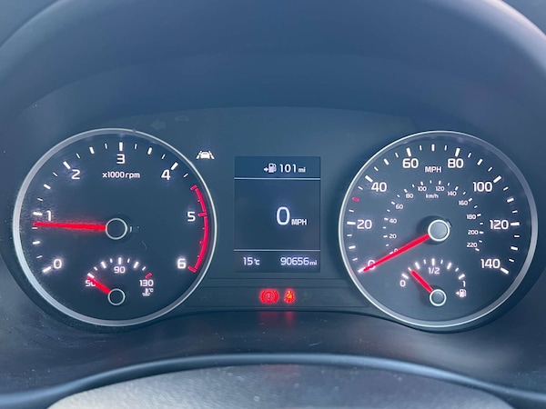 Used Kia Stonic 2019 for sale - 76068160: Photo 62