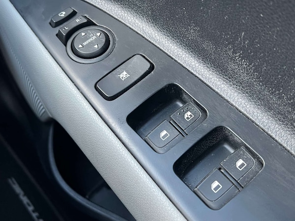 Used Kia Stonic 2019 for sale - 76068160: Photo 67