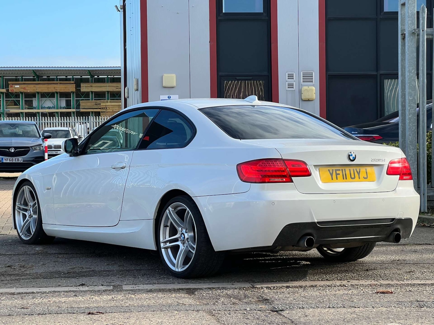 Used BMW 3 Series 2011 for sale - 77132818: Photo 11