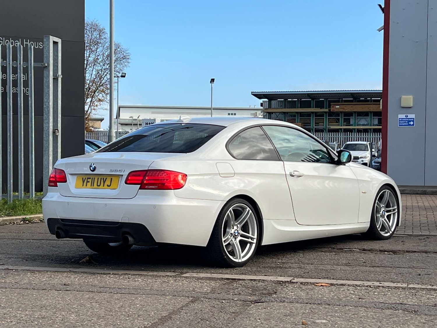 Used BMW 3 Series 2011 for sale - 77132818: Photo 18