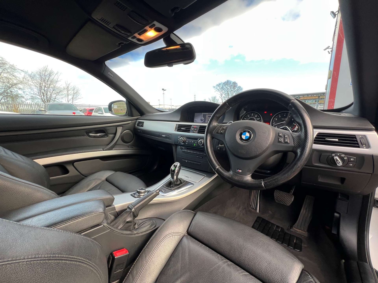 Used BMW 3 Series 2011 for sale - 77132818: Photo 23